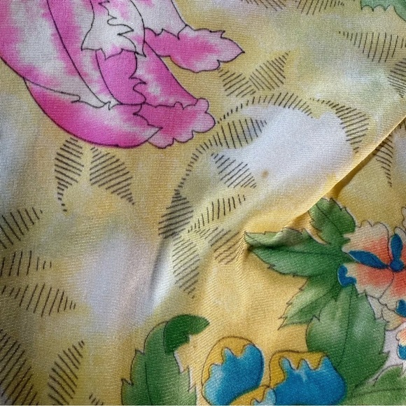 Vanity Fair 70s Vintage Yellow Floral Satin Robe Sz 34 Small Lace Pumpkin Fall - Picture 11 of 12